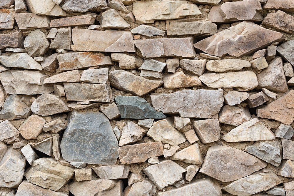 mur de galets à Crévoux